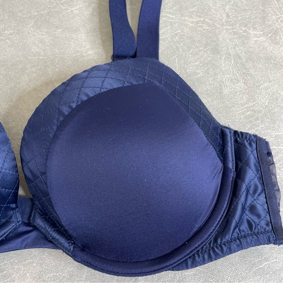 Victoria's Secret Very Sexy Push-up Deep Blue Satin Quilted Bra 36B - Picture 2 of 7